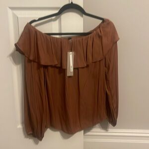 NWT DO+BE top, size Small